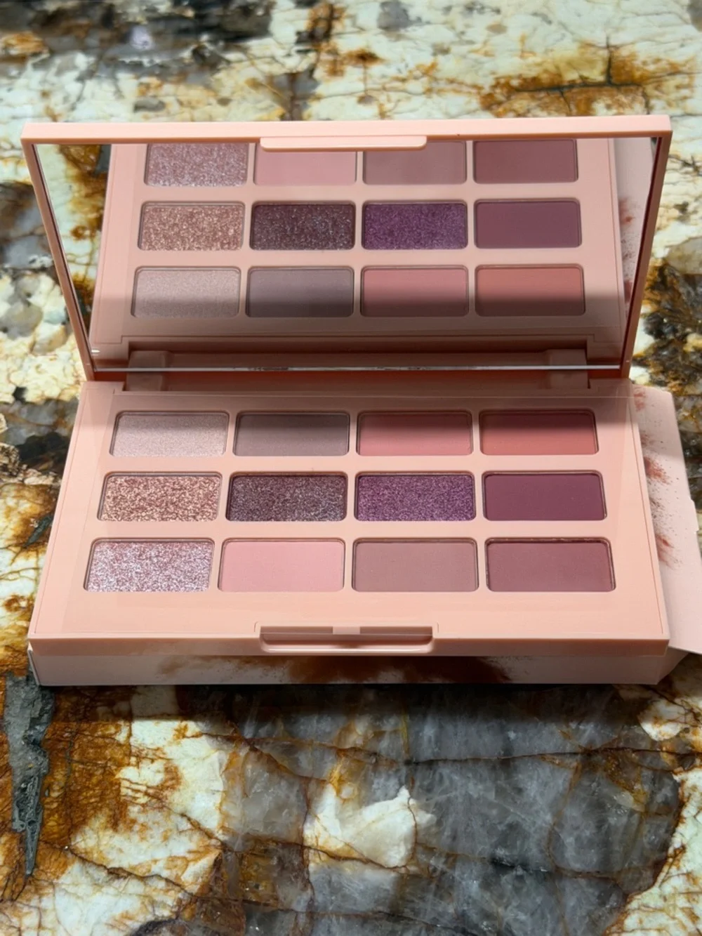 GloGirl Cosmetics Love Bomb Eyeshadow Palette NEW